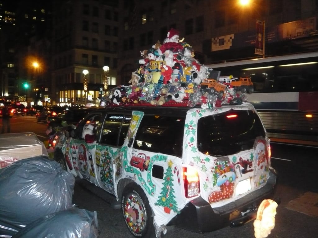 Santa&rsquo;s SUV, New York City, 26 December 2008