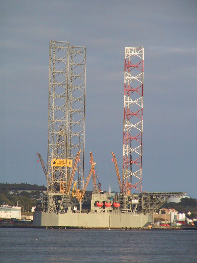 Drilling platform in Halifax Harbour, Nova Scotia, 10 October 2002