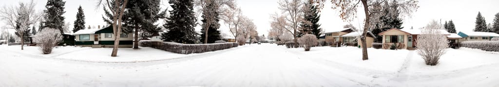 Snow in Westgate, Calgary, Alberta, 21 December 2009