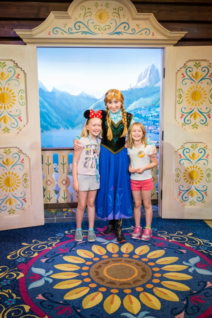 Meeting Anna at Epcot Center, Walt Disney World, Orlando, Florida, 19 December 2016